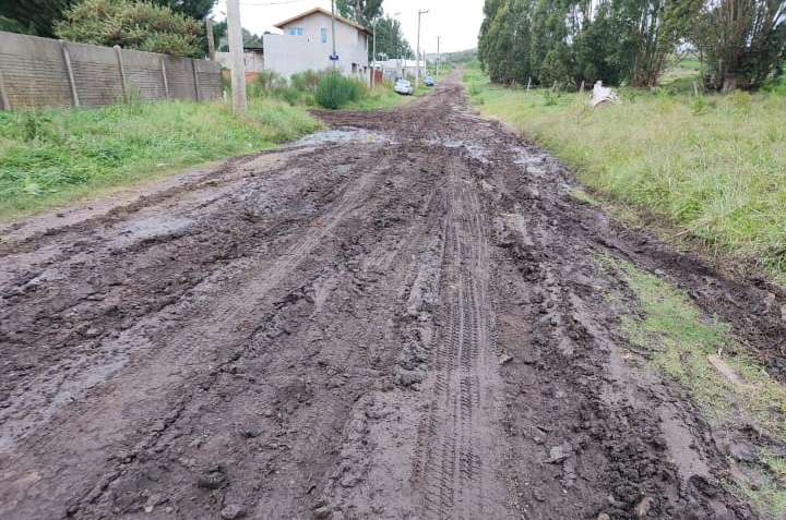 Quejas por el mal estado de varias calles en distintos barrios
