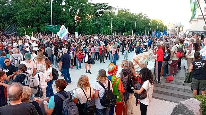A 50 años del Golpe, la marcha en Tandil repasó los hitos de la memoria ...