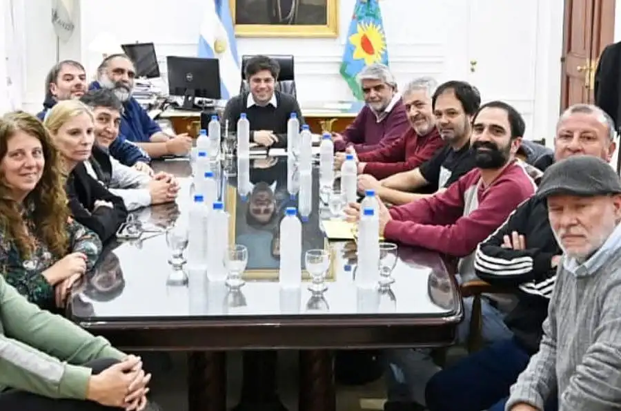 Presencia de ATE Tandil-Juárez en una reunión con Axel Kicillof