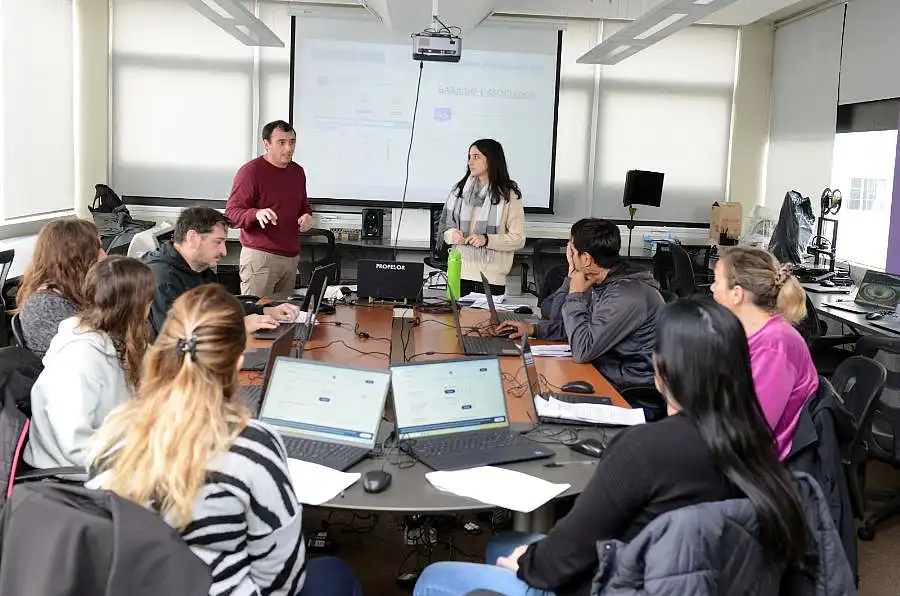 Nueva jornada de capacitación sobre búsqueda laboral y emprendedurismo