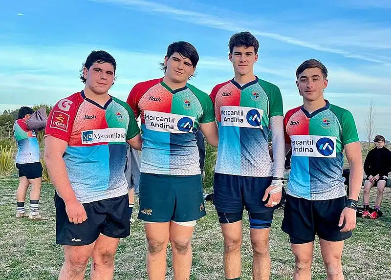Jugadores de Los Cardos en el Argentino Juvenil