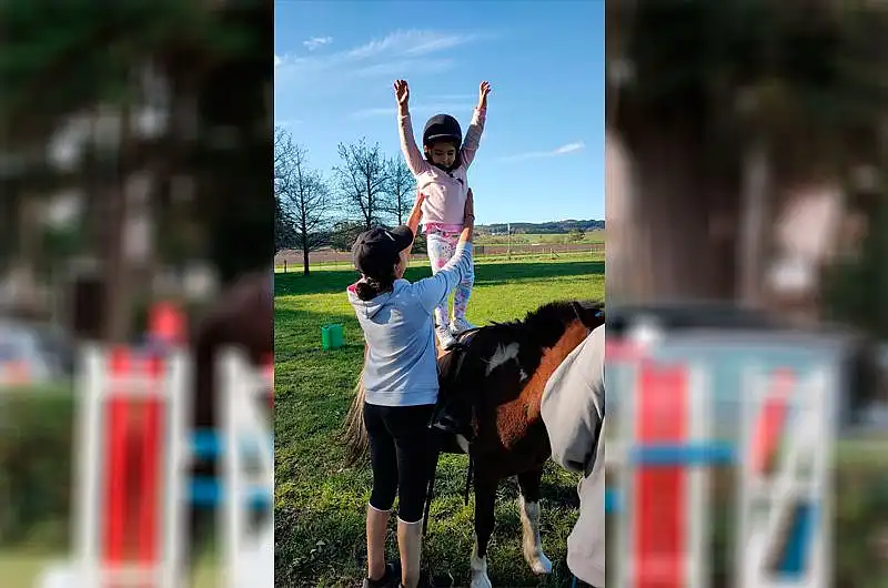 Raíces amplía su propuesta en Tandil con actividades integrales junto a caballos