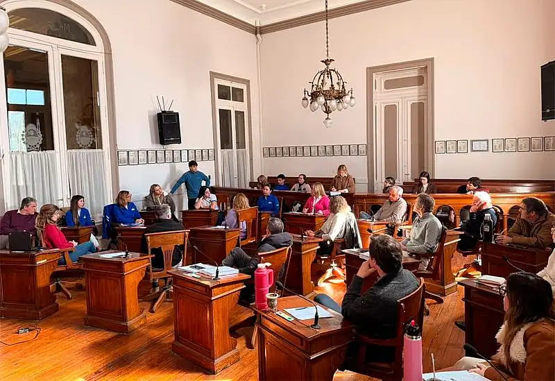 El oficialismo respaldó a Reinventar Tandil y pidió avanzar con la extensión del ...