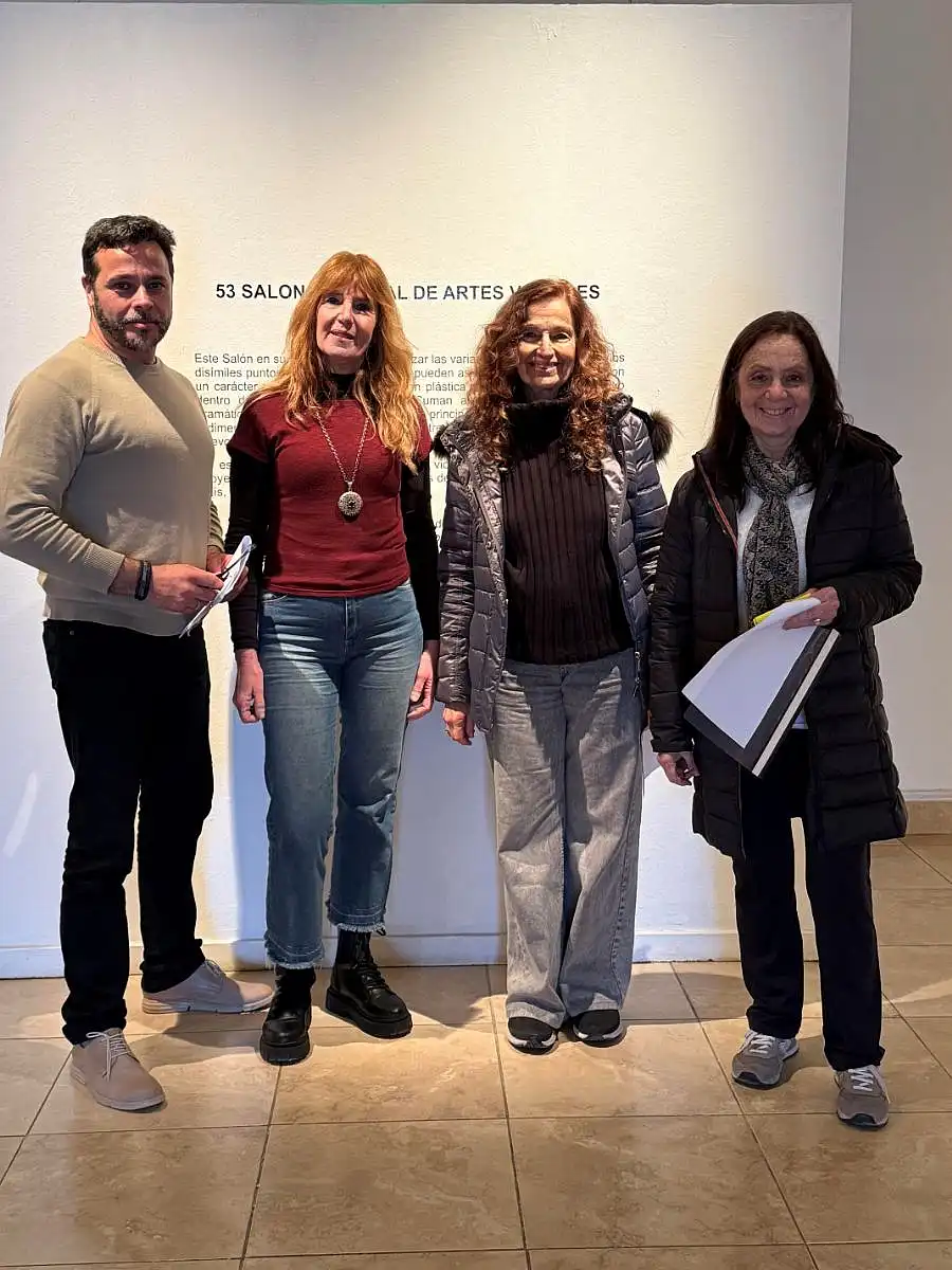 53 años del Salón Nacional de Artes Visuales, premiados y una heterogénea selección ...