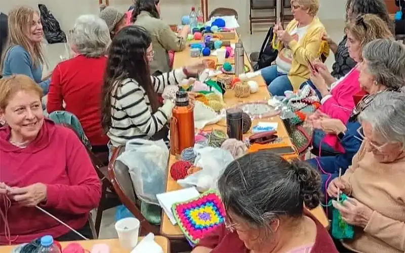 Con gran acompañamiento, se realizó el Tercer Tejetón Solidario en Tandil