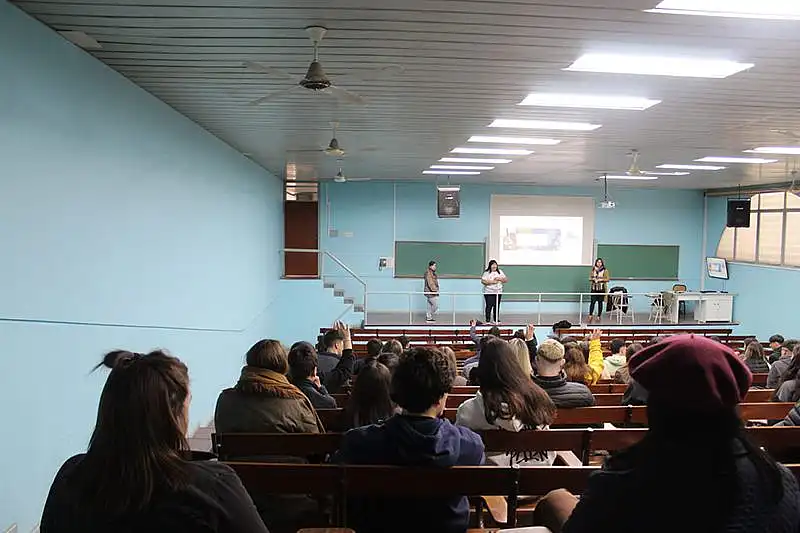Veterinarias de la UNICEN inscribe en concursos abiertos para Auxiliar de Docencia