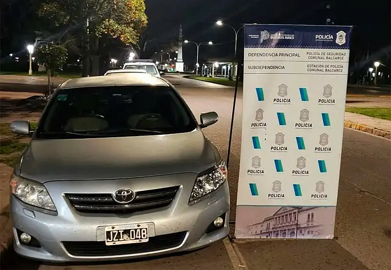 Dos marplatenses fueron detenidos en Balcarce: iban en un auto robado en Tandil