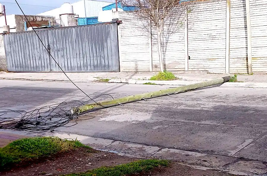Información sobre la caída de postes durante el último temporal