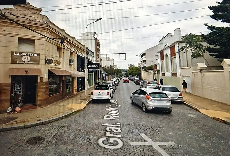 dos Desde el lunes no se podrá estacionar sobre la mano impar de Rodríguez entre Maipú y ...