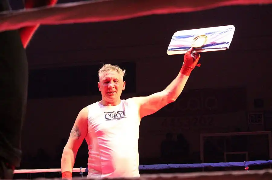 Emoción y grandes combates en el Gigante de Villa Italia