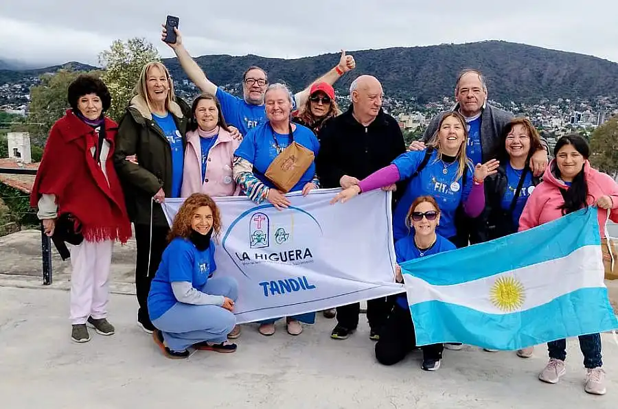 El grupo “La Higuera” recibió el premio FITI de Oro